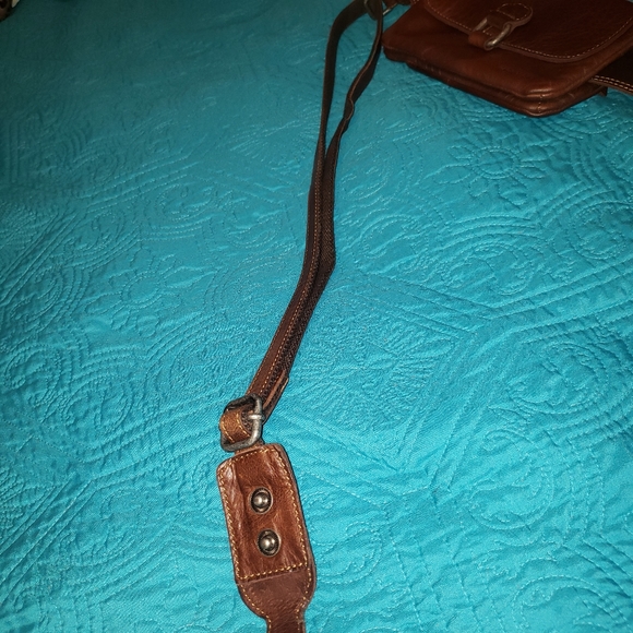 100% Leather Hip Purse - Picture 15 of 16